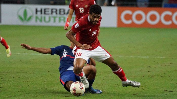 Tanah Papua tak hentinya melahirkan talenta-talenta terbaik bagi sepak bola Indonesia. Ricky Kambuaya adalah generasi terkini permata lapangan hijau dari Bumi Cendrawasih.