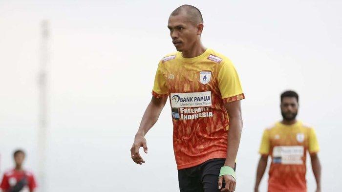 Bek Persipura Jayapura, Ricardo Salampessy