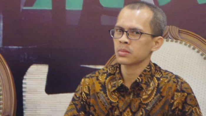 Direktur Eksekutif Indonesia Political Review, Ujang Komarudin di Kompleks Parlemen, Senayan, Jakarta, Selasa (1/8/2017).