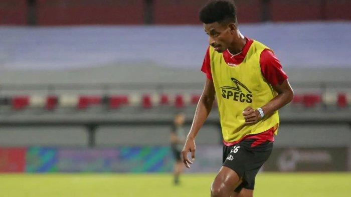 Pemain Persipura Jayapura, Wulf Horata
