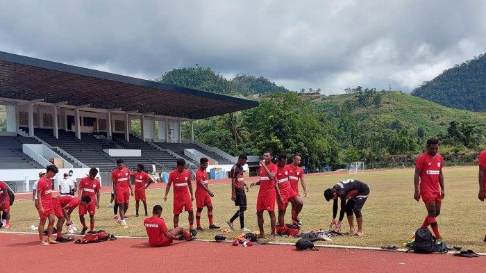 Suasana persipura setelah melakukan latihan