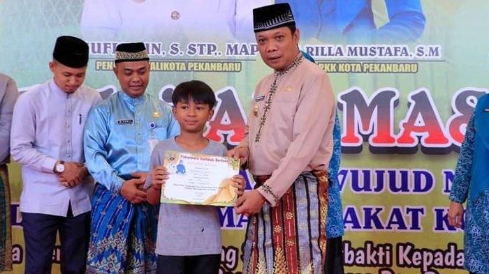 Ada Klinik di Rumah Dinas Pj Walikota Pekanbaru Layani Warga Kurang Mampu. Foto: Kegiatan di klinik
