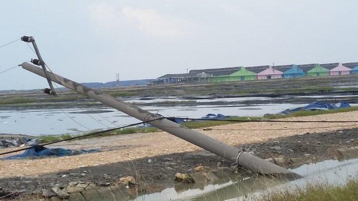 Bencana alam angin puting beliung menerjang Sumenep
