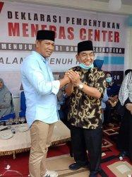 Sembari Tunggu Hasil Resmi Pilkada Kepulauan Meranti,Cabup No3 Mahmuzin Taher Bentuk Menebas Center