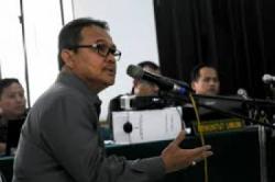 Rusli Zainal : Saya Sangat Dizalimi