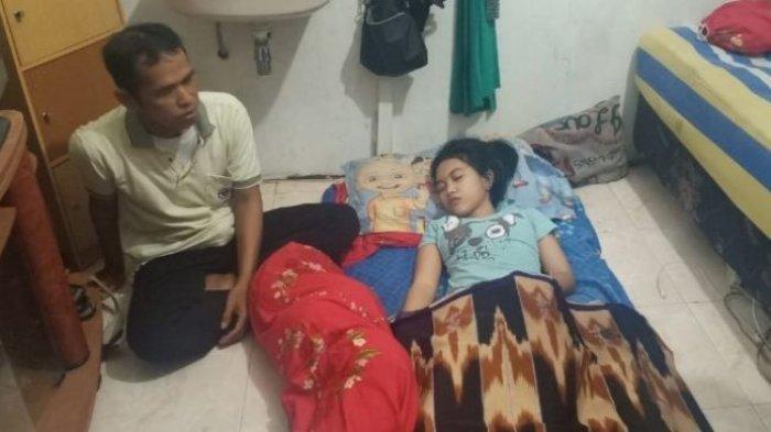 Siti Raisa Miranda atau Echa, Putri Tidur asal Banjarmasin yang tertidur selama 13 pada 2017 lalu. Kini kembali tertidur.