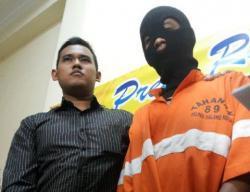 Awalnya Rajin Kirim SMS, Ketemuan di Rumah, Lalu Berhubungan Intim
