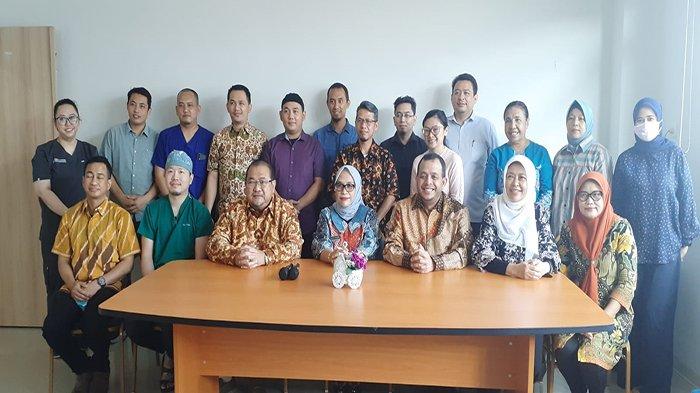 Tim bedah jantung terbuka RSUD dr Soedarso dan HARKIT Jakarta, yang siap melaksnakan operasi bedah jantung perdana di Kalbar.