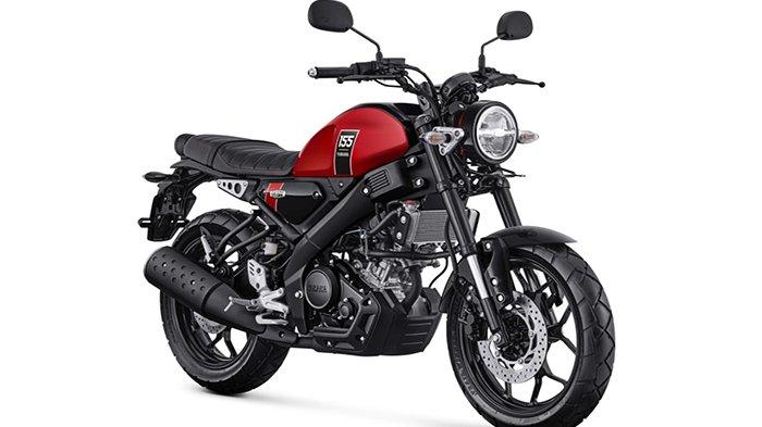 Yamaha XSR 155 Metallic Red Authentic.
