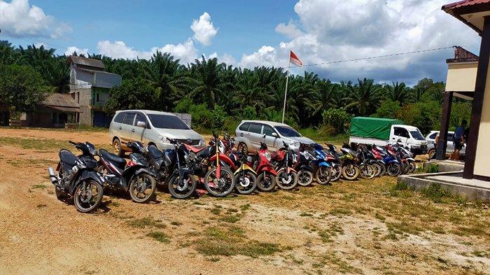 Barang curian berupa 23 unit sepeda motor yang berhasil diamankan pihak kepolisian