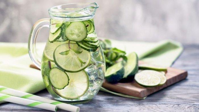 Infused water timun.