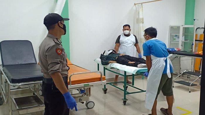 Kecelakaan Lalu Lintas di Jalan Raya Sungai Duri I KM 92,600, antara sepeda motor Honda Genio KB 3532 XB, dengan Dump Truk KB 8024 DD, Jumat 30 April 2021 sekitar pukul 05.30 WIB pagi.
