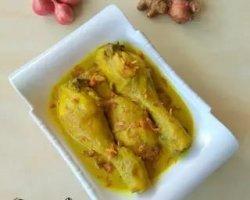 Resep Opor Ayam Kuning. Langkah 6 sajikan Opor Ayam dengan taburan bawang goreng di atasnya.