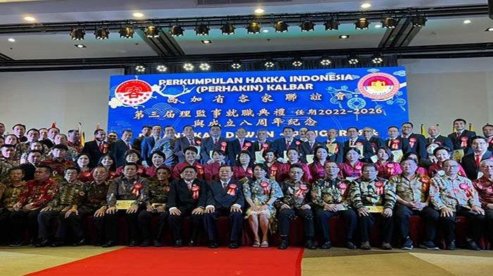 Suasana Pelantikan dan Pengukuhan Dewan Pengurus periode ke 3 masa bakti 2022 - 2026 Perhakin Kalbar, serta HUT ke 8 Perhakin Kalbar, di Hotel Golden Tulip Diamond Ballroom, Jl. Tengku Umar, No 38 Pontianak, Minggu (19/6/2022).