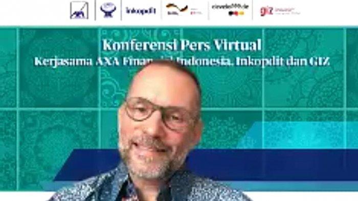 Country CEO AXA Indonesia, Komisaris AXA Mandiri Financial Service, dan Presiden Komisaris Mandiri AXA General Insurance, Julien Steimer