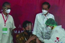 Efek Vaksin pada Wanita Lebih Buruk Dibanding Pria