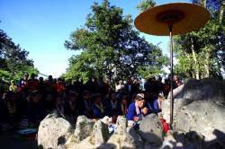 Lancar ujian, Bocah Ikuti Prosesi Labuhan Merapi