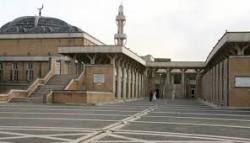 Pemerintah Daerah Lombardy Italia akan Tutup 15 Masjid