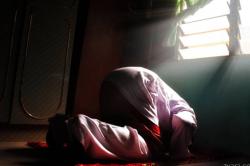Selain Kewajiban, Shalat Banyak Manfaatnya