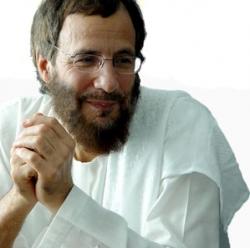 Yusuf Islam: yang Membedakan Seorang Muslim dan Kafir adalah Salat
