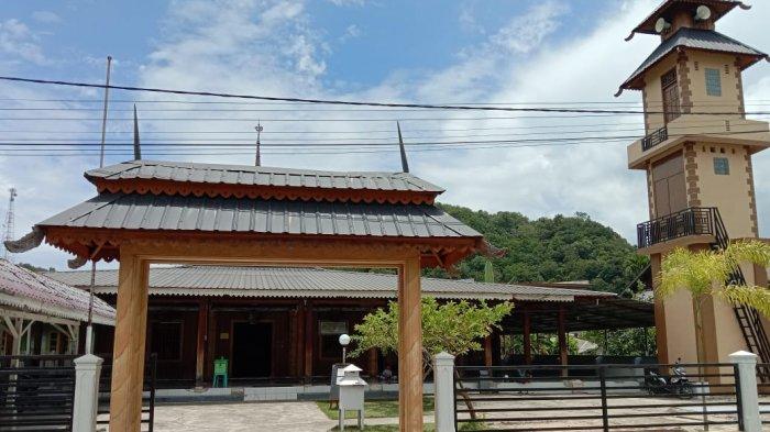 Masjid Tuo Al-Khairiyah, Tapaktuan, Aceh Selatan