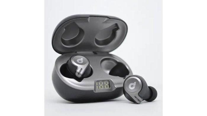 Desain earbuds dan charging case dbE TWS10 V2