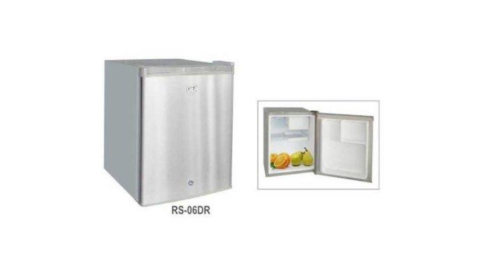 GEA Mini Bar RS-06DR berdesain elegan untuk tunjang penggunaan di kamar mungil
