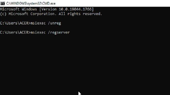 Masih sulit menghapus software? Lanjutkan dengan mendaftarkan ulang layanan Penginstal Windows melalui CMD.