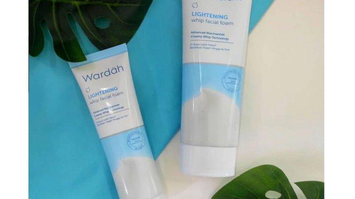 Ilustrasi kemasan Wardah Lightening Whip Facial Foam.