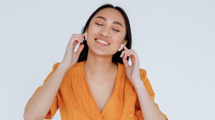 Sangat disarankan untuk mencoba beberapa earphone sampai kamu menemukan earbuds yang desainnya paling nyaman di telinga.