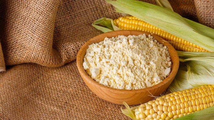 Ilustrasi tepung jagung yang bisa digunakan untuk membersihkan noda minyak pada permukaan wajan dan panci
