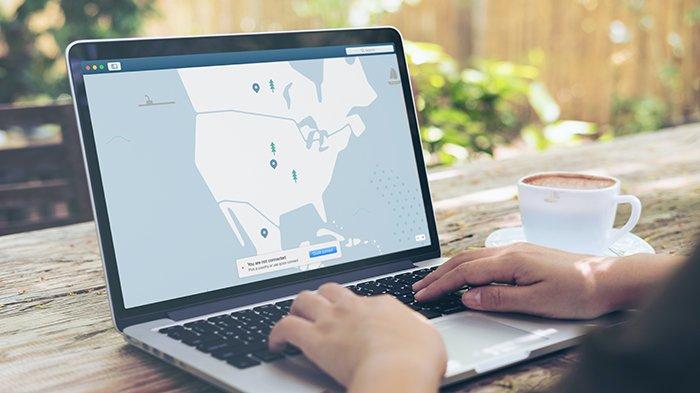 Dengan VPN, kamu bisa membuka membobol tembok blokir dan dapat menikmati situs favorit dengan leluasa.