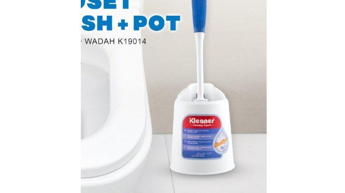 Kleaner Toilet Brush K19014 dibekali dengan wadah untuk memudahkan penyimpanan