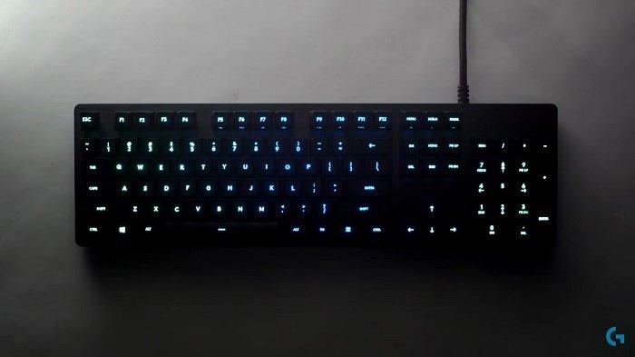 logitech G512