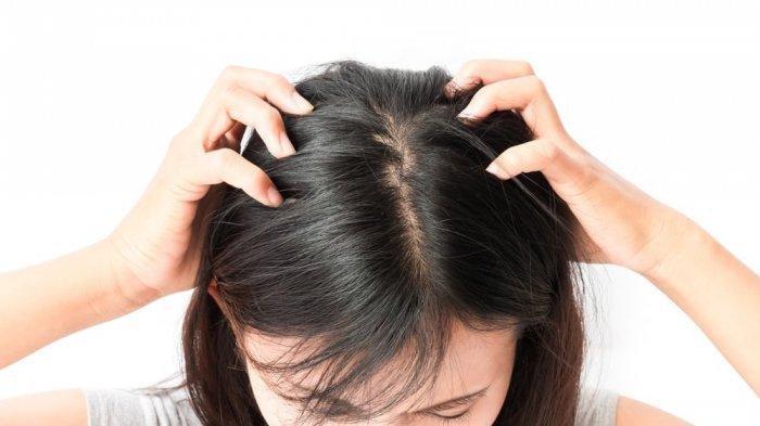 Ilustrasi wanita dengan belahan rambut