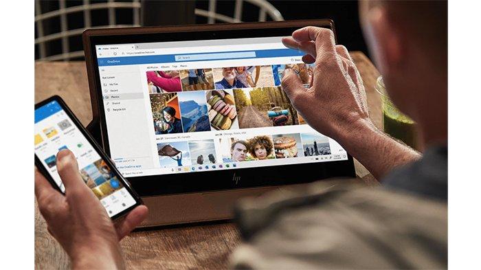 Selain bisa menyimpan file, cloud storage juga bisa menjadi alternatif baik untuk berbagi file dan mengerjakan tugas bersama orang lain. Cloud Storage juga bisa dipakai di beberapa device, sehingga memungkinkan akses data lebih mudah.