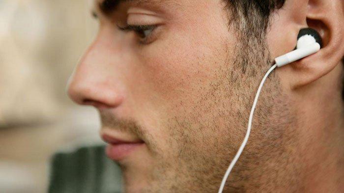 Penggunaan Earphone