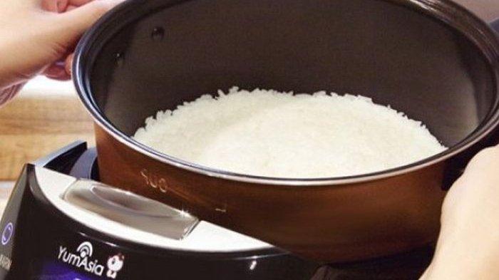 Permukaan luar panci harus tetap kering agar tak merusak elemen pemanas