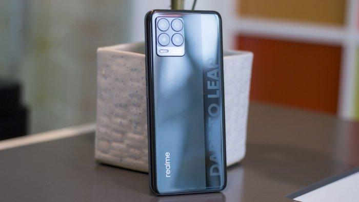 Punggung belakang realme 8