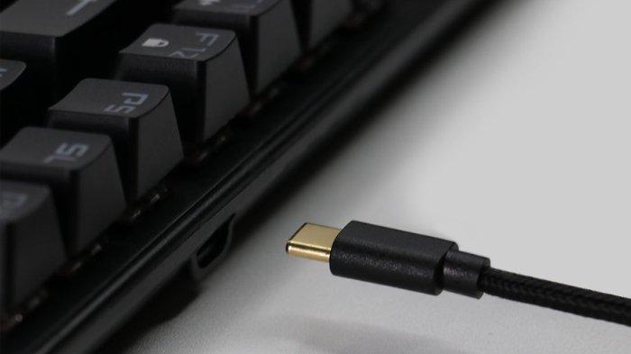 REXUS Legionare MX5.1 menghadirkan kabel detachable