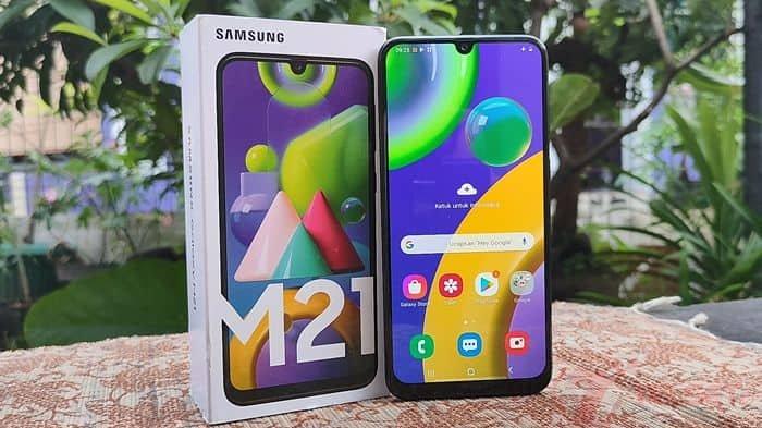SAMSUNG Galaxy M21