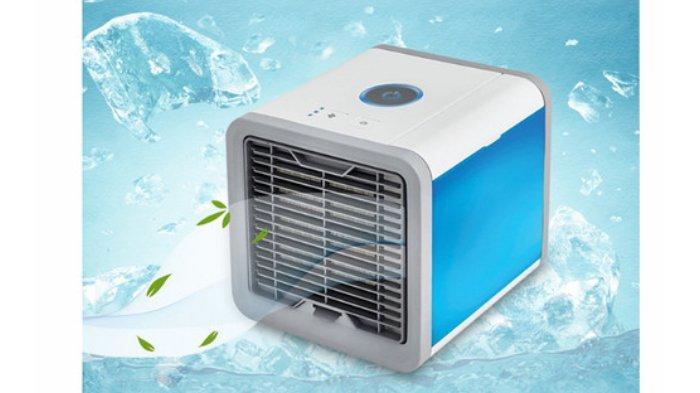 Taffware Cooler Mini Arctic AA-MC4 hadirkan desain yang ringkas dan ringan untuk sejukkan ruangan mungil
