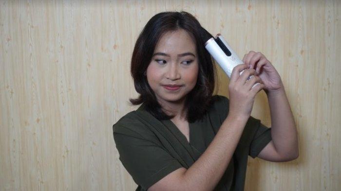 Mencoba Vidal Sassoon Wireless Rechargeable Auto Hair Curler