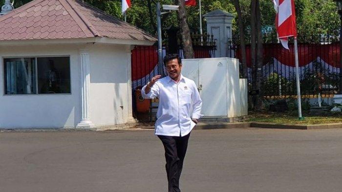 Mantan Gubernur Sulawesi Selatan dua periode Syahrul Yasin Limpo menyambangi Istana Kepresidenan, Jakarta, Selasa (22/10/2019).