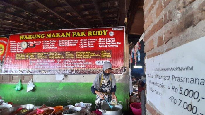 Suasana Warung Rudy di Karanganyar