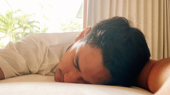 Afgan tanpa kacamata