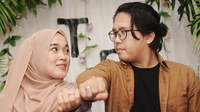 Ayus Sabyan dan sang istri, Ririe Fairus
