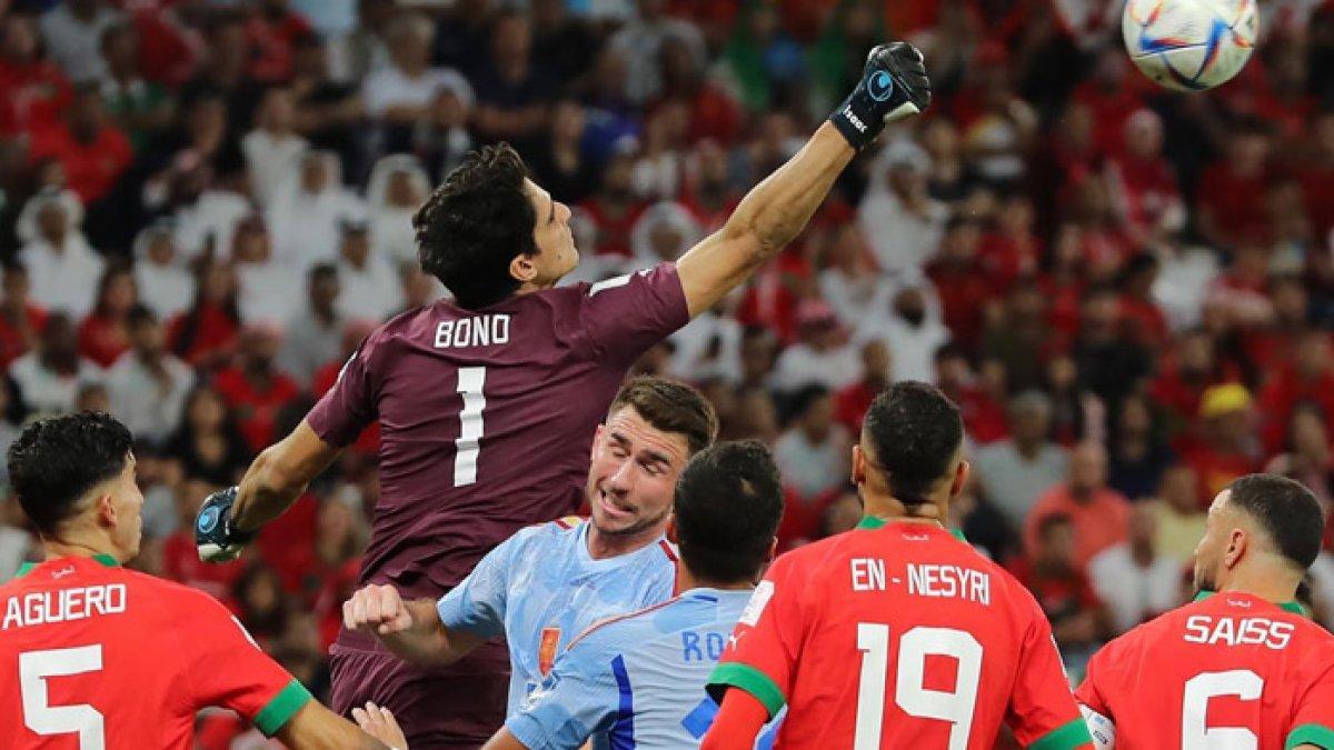 Bono, kiper Maroko Piala Dunia 2022.