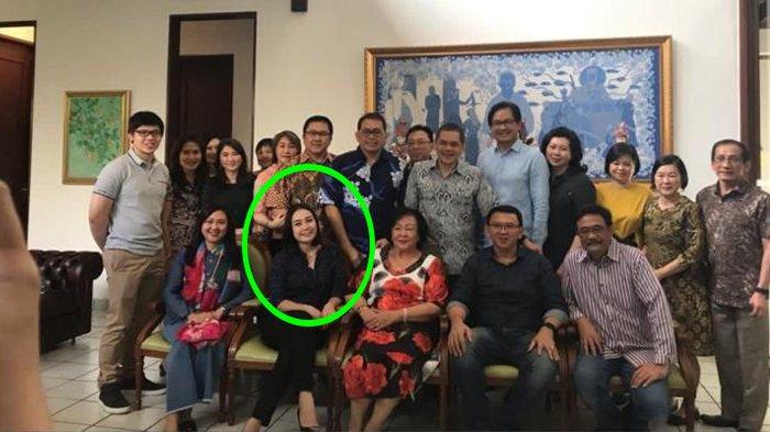 Bripda Puput Nastiti Devi berfoto bersama Ahok