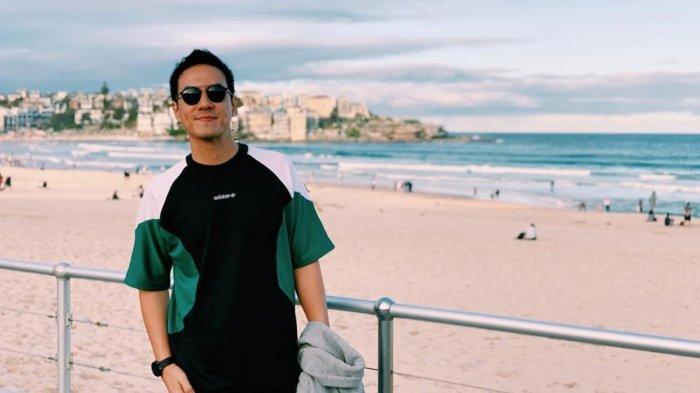 Daniel Mananta jarang mengumbar potret mesranya dengan sang istri
